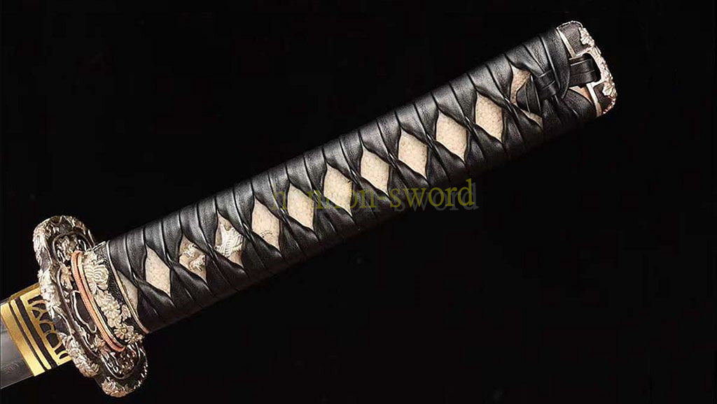 Épée de samouraï japonaise en acier plié noir, katana, lame tranchante faite à la main, noire