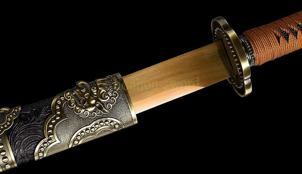 Épée chinoise Dao Qing Dao brodée en acier à haute teneur en manganèse, lame dorée prête pour la bataille 