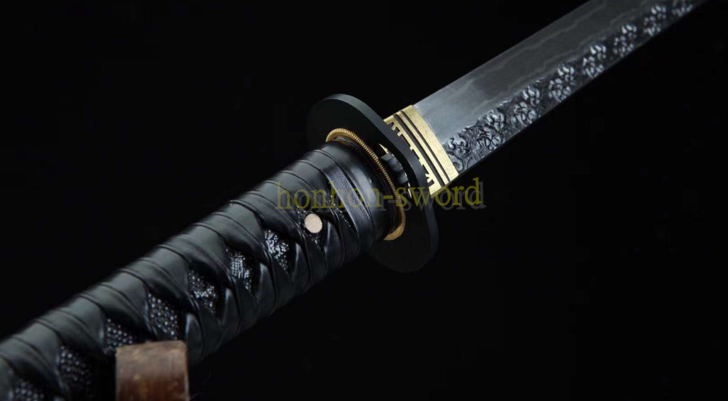 Japanisches Samurai-Schwert Katana aus schwarzem gefaltetem Stahl, Full Tang, handgefertigt, scharfe Klinge, schwarz 