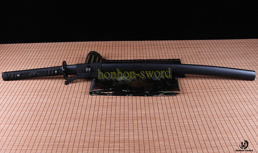 Black Folded Steel Japanese Samurai Sword katana Full Tang Handmade Sharp Blade Black