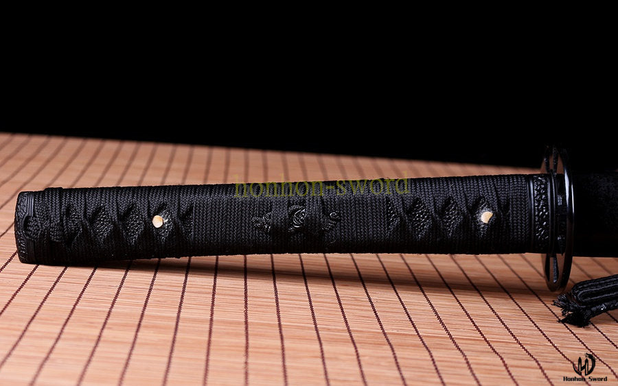 Black Folded Steel Japanese Samurai Sword katana Full Tang Handmade Sharp Blade Black