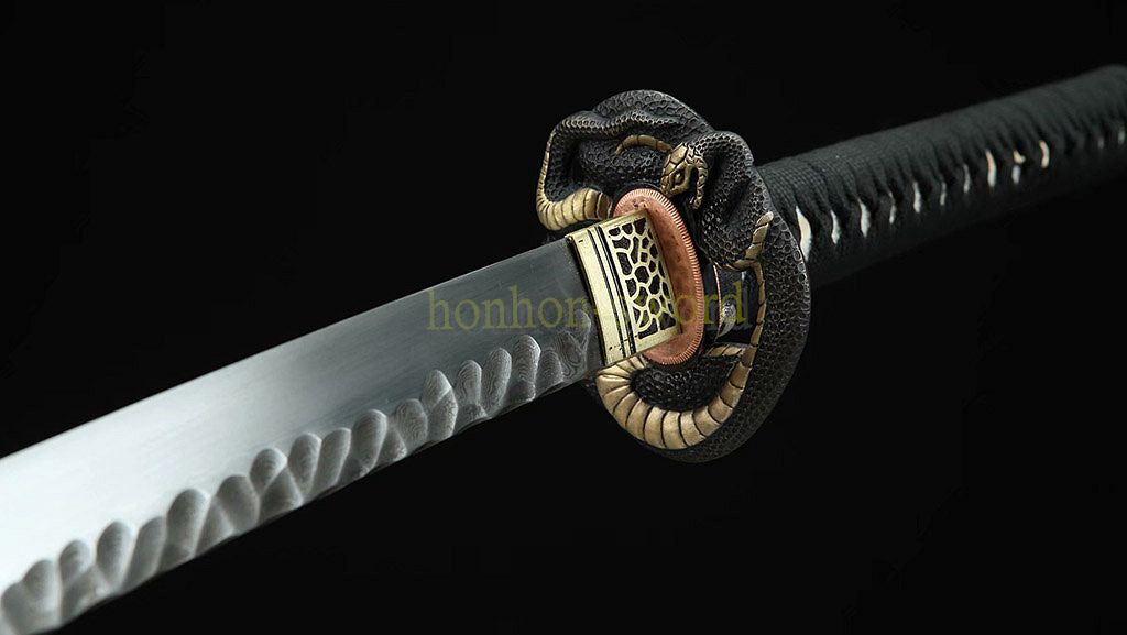 Japanisches Samurai-Schwert Katana aus schwarzem gefaltetem Stahl, Full Tang, handgefertigt, scharfe Klinge, schwarz 