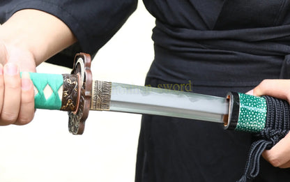 Hand Polishing Honsanmai Clay Tempered Katana Japanese Samurai Sword Green Rayskin Saya
