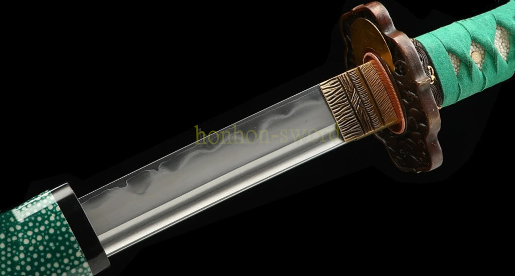 Hand Polishing Honsanmai Clay Tempered Katana Japanese Samurai Sword Green Rayskin Saya