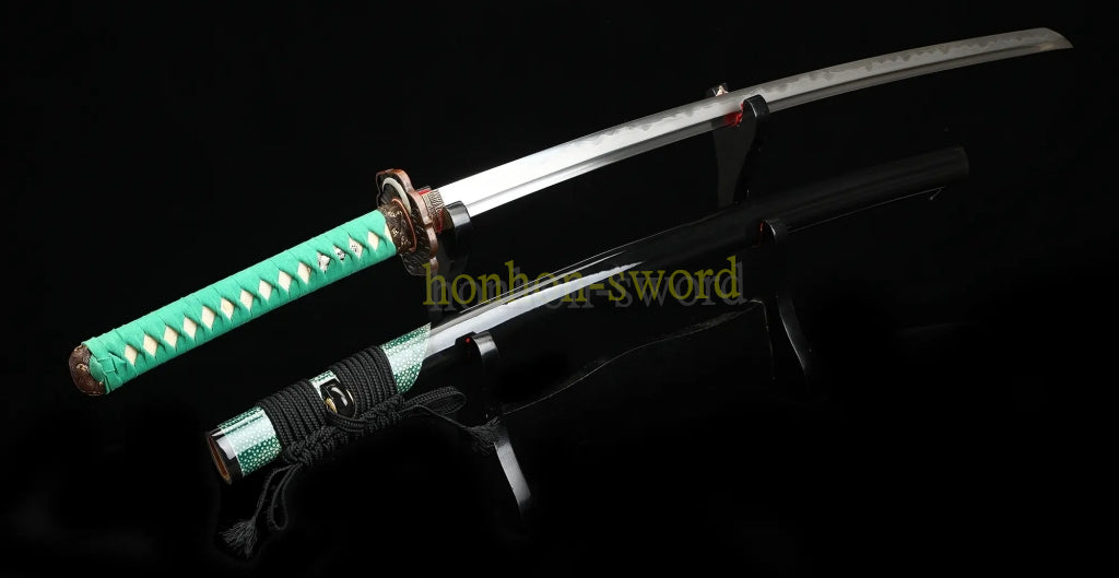 Hand Polishing Honsanmai Clay Tempered Katana Japanese Samurai Sword Green Rayskin Saya