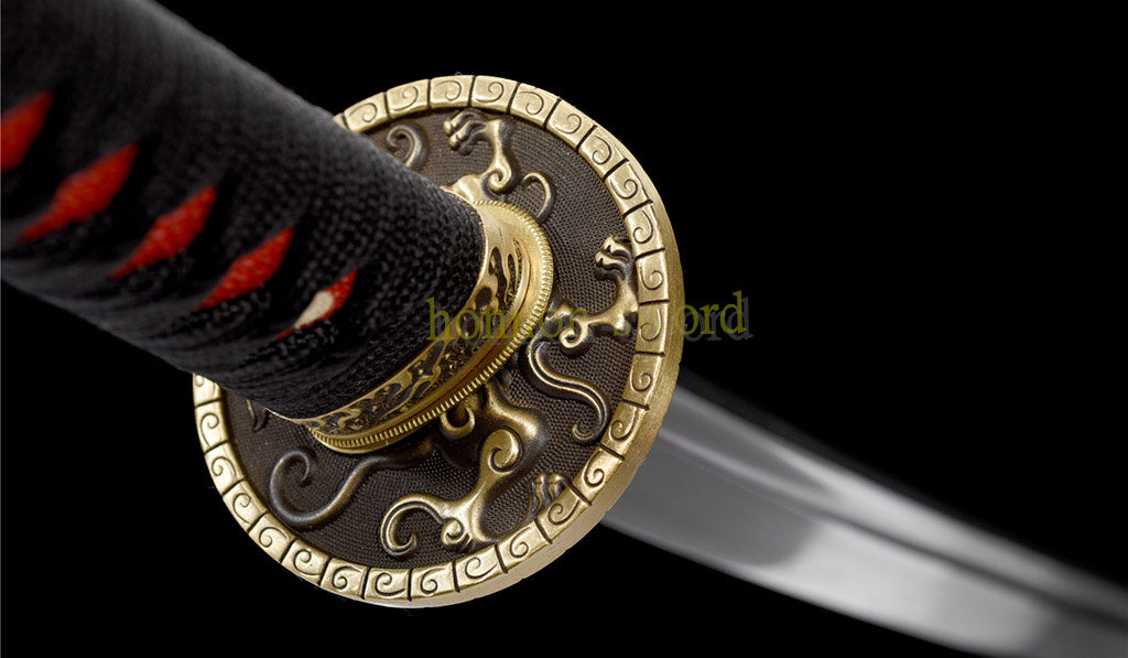 Functional Damascus Folded Steel Clay Tempered Katana Japanese Samurai Sword Black and White