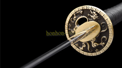 Functional Damascus Folded Steel Clay Tempered Katana Japanese Samurai Sword Black and White