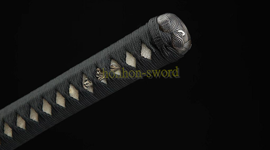 Japanisches Samurai-Schwert Katana aus schwarzem gefaltetem Stahl, Full Tang, handgefertigt, scharfe Klinge, schwarz 