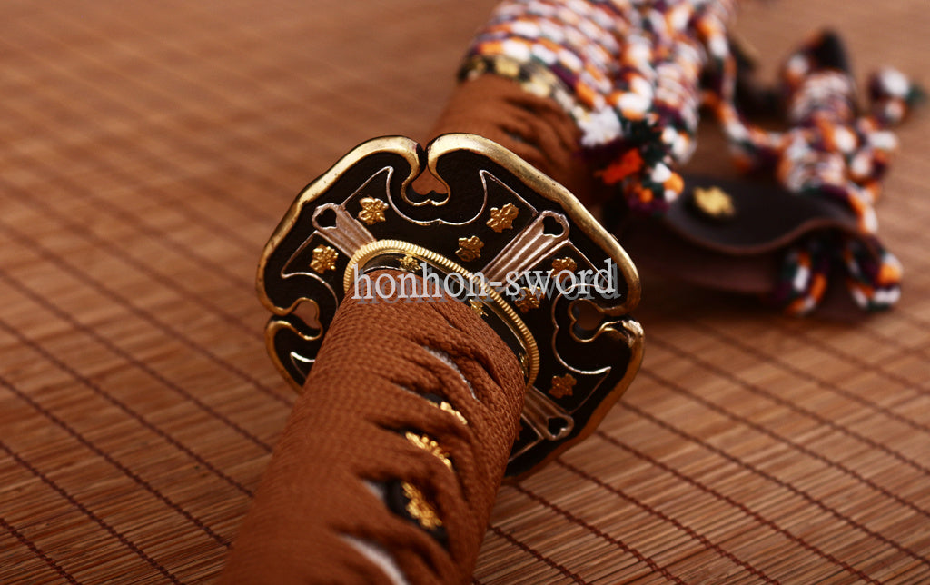 Japanisches Samurai-Schwert Katana aus schwarzem gefaltetem Stahl, Full Tang, handgefertigt, scharfe Klinge, schwarz 