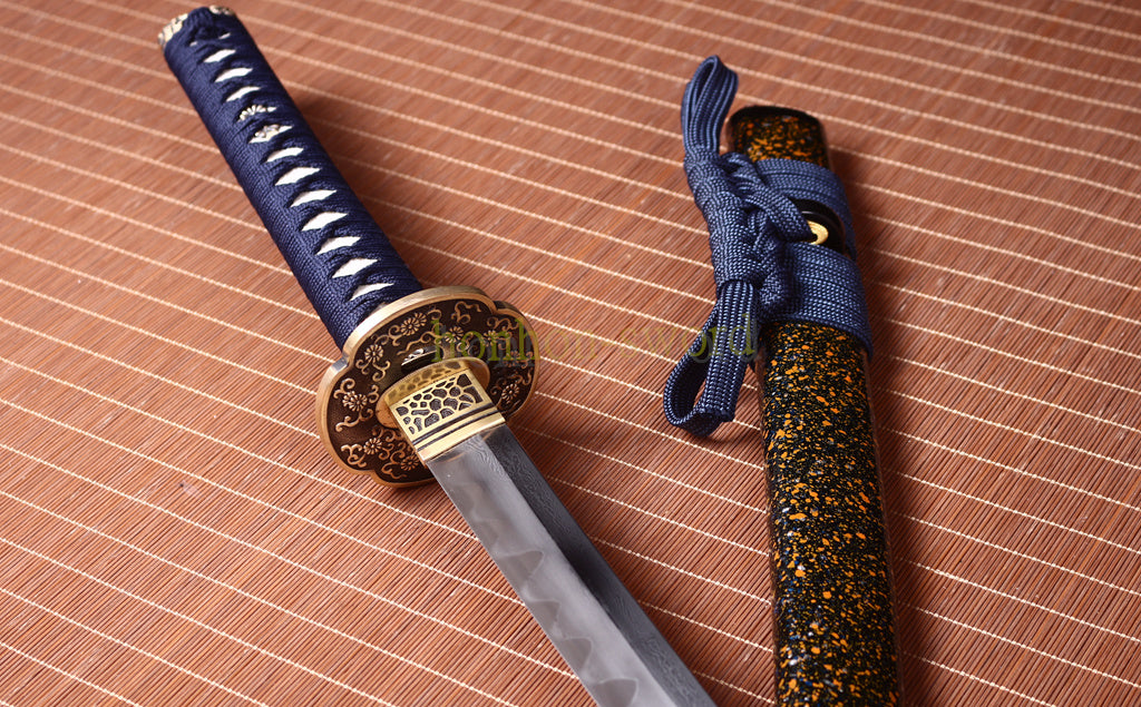 Japanisches Samurai-Schwert Katana aus schwarzem gefaltetem Stahl, Full Tang, handgefertigt, scharfe Klinge, schwarz 