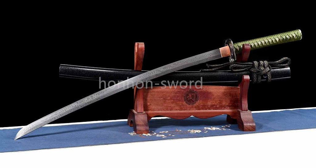 Japanisches Samurai-Schwert Katana aus schwarzem gefaltetem Stahl, Full Tang, handgefertigt, scharfe Klinge, schwarz 