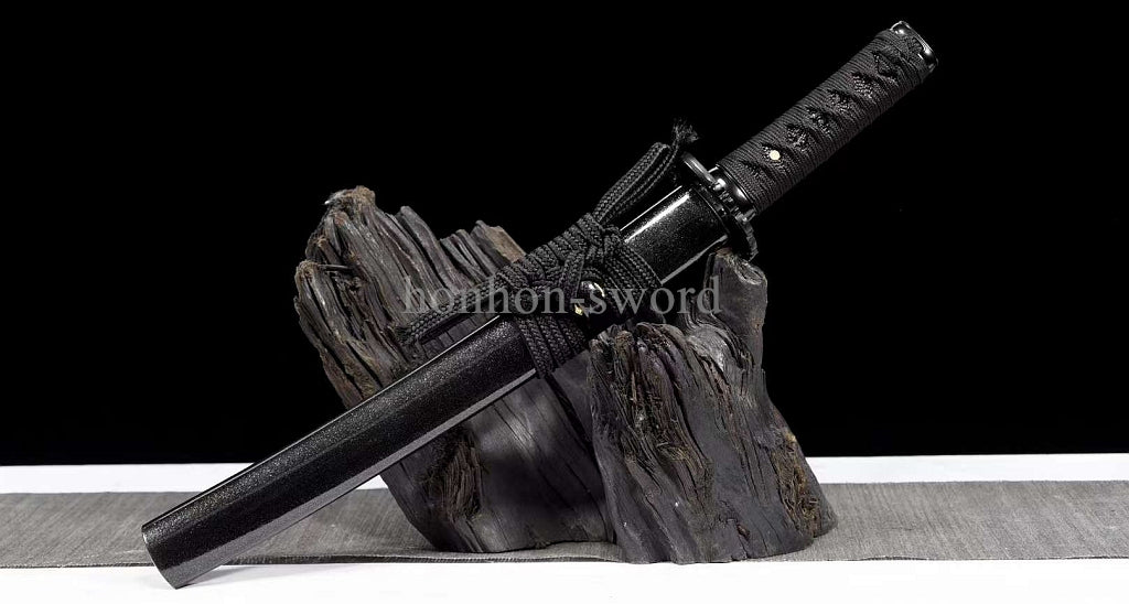 T10 Steel Clay Tempered Japanese Tanto Black Samurai Sword Full Tang Abrasive Blade.