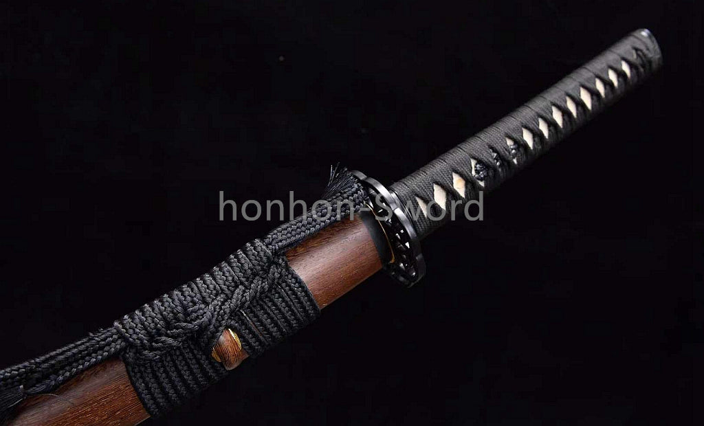Japanisches Samurai-Schwert Katana aus schwarzem gefaltetem Stahl, Full Tang, handgefertigt, scharfe Klinge, schwarz 