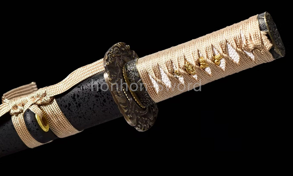 Japanese Tanto Damascus Folded Steel Clay Tempered Samurai Sword Full Tang Real