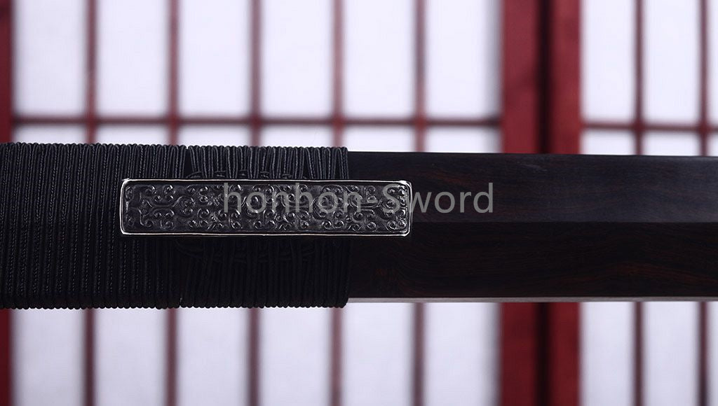 Handgeschmiedetes japanisches Samurai-Schwert Katana aus Damaszener-Faltstahl, scharf, ganz in Schwarz 